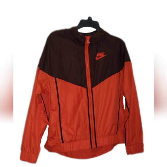Womens Nike Windrunner Jacket - Picture 2 of 7